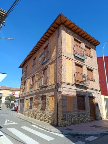 property-image