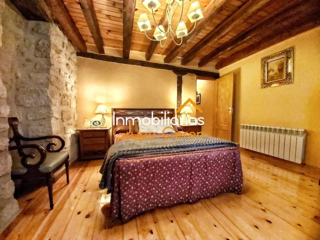 Featured Photo