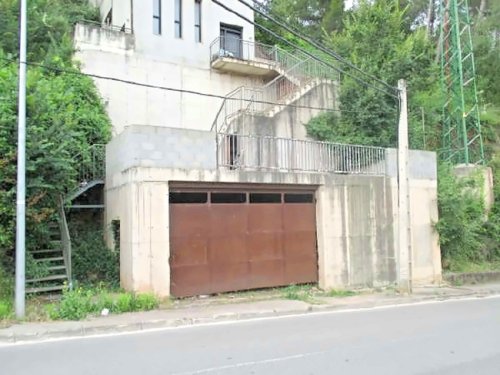 property-image