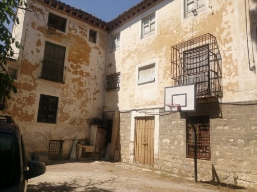 property-image