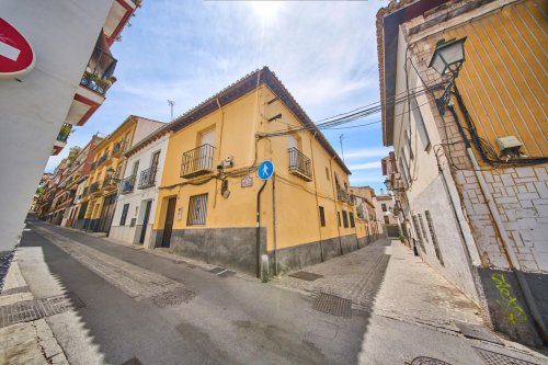 property-image
