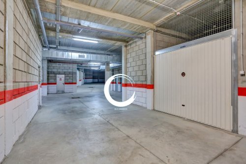 property-image