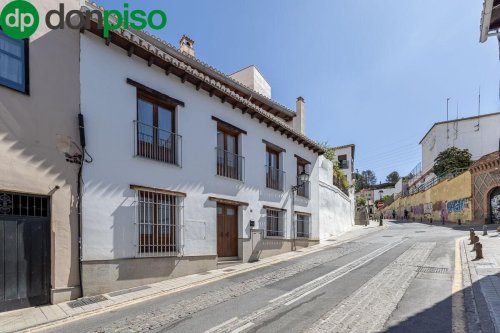 property-image
