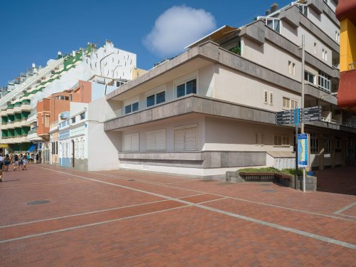 property-image