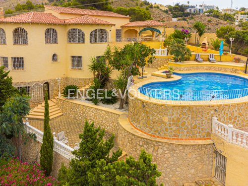 property-image