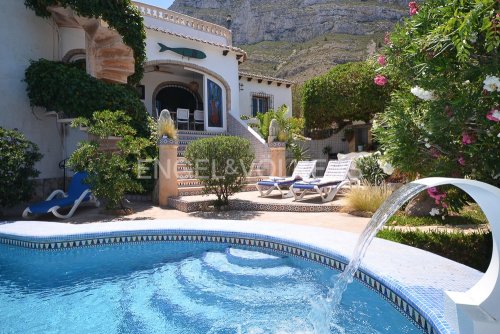 property-image