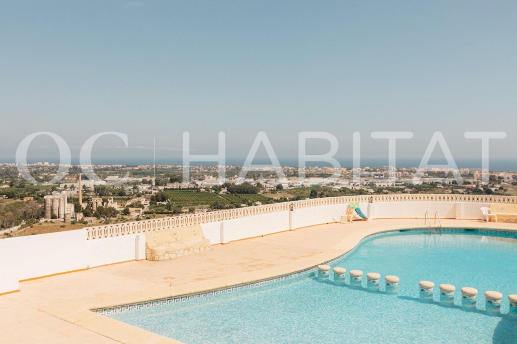 Featured Photo