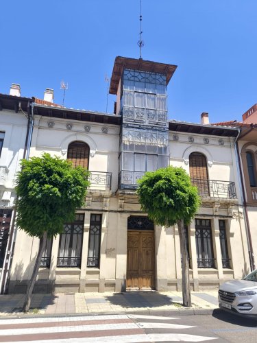 property-image