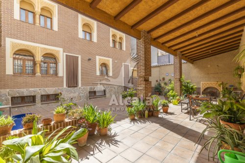 property-image