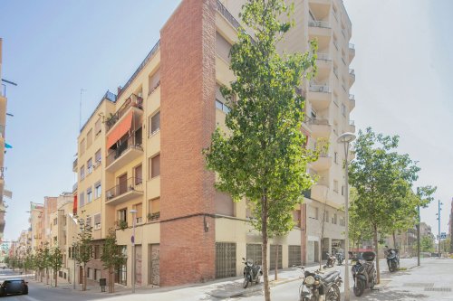 property-image