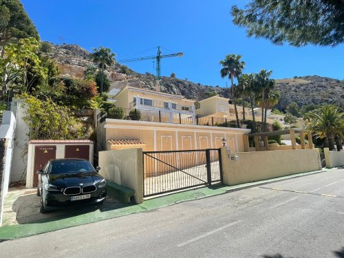 property-image