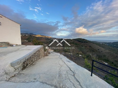 property-image