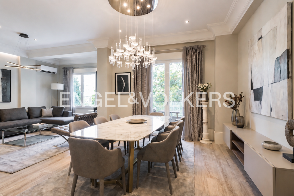 Featured Photo