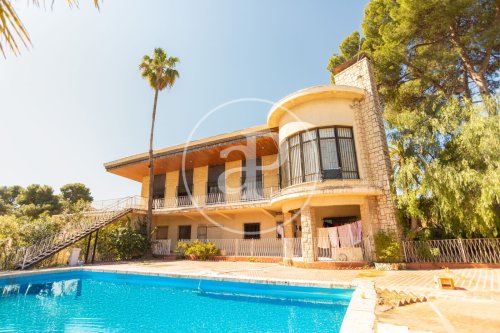 property-image