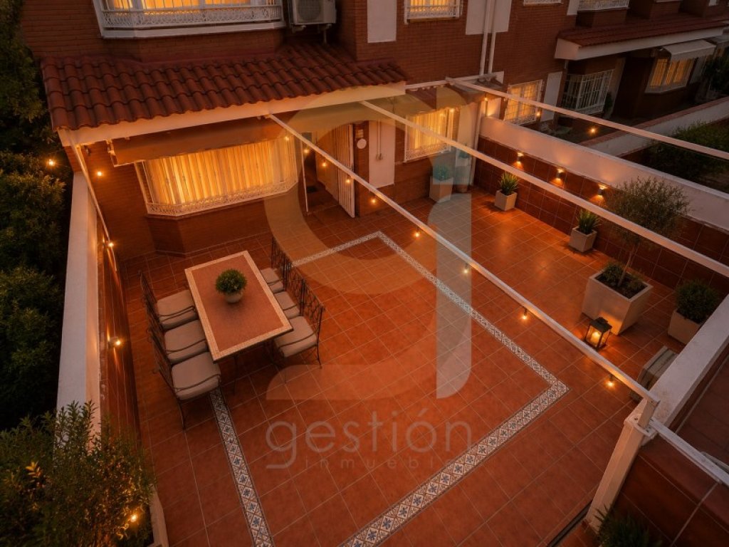 Featured Photo