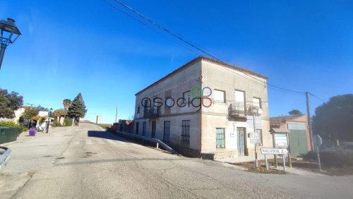 property-image