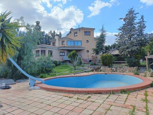 property-image