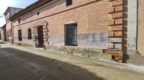 property-image