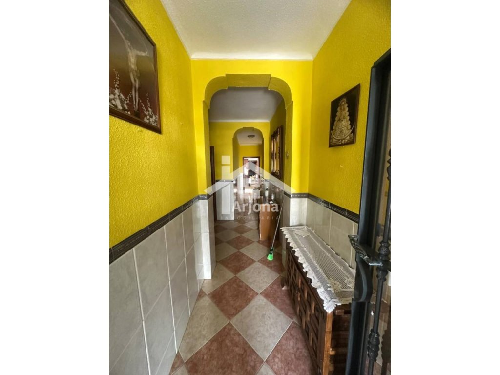 Featured Photo