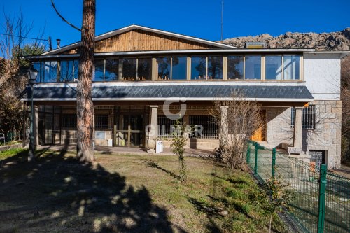 property-image
