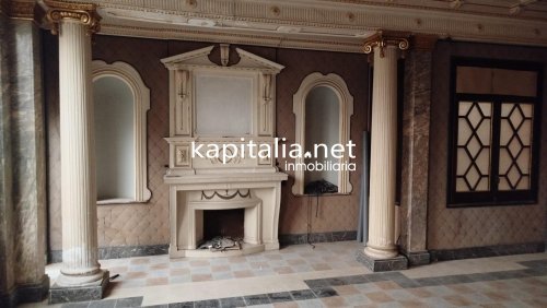 property-image