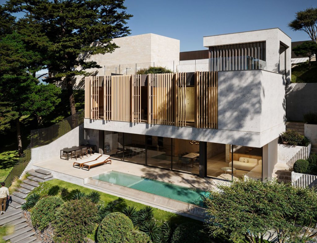Featured Photo