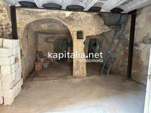 property-image