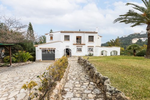 property-image