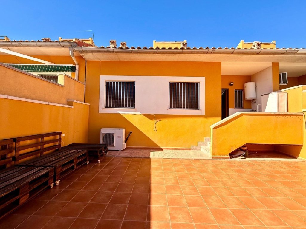 Featured Photo
