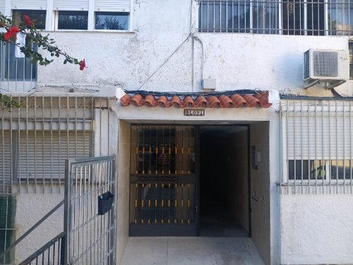 property-image