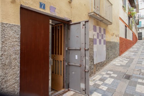 property-image