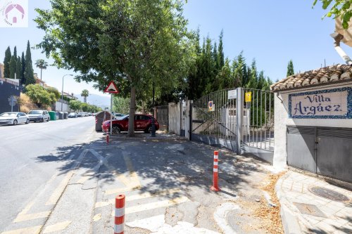 property-image