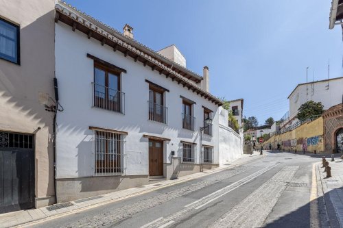 property-image