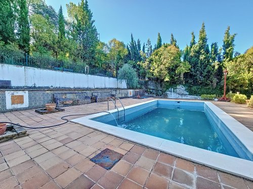 property-image