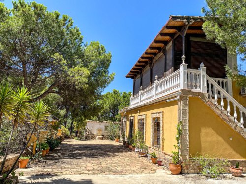 property-image