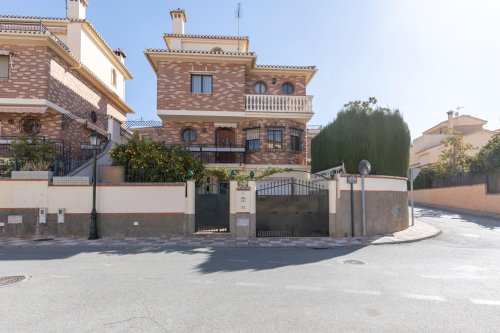 property-image