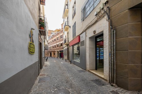 property-image