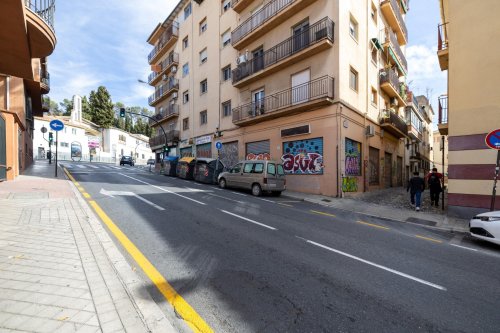 property-image