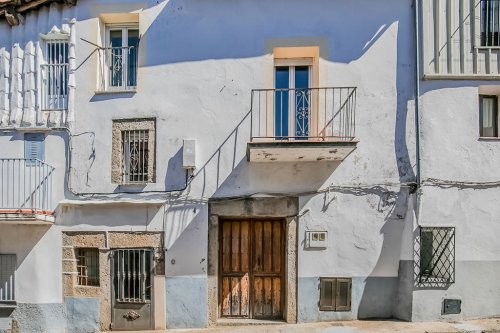 property-image