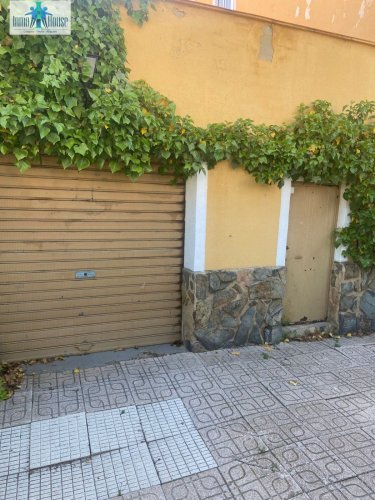 property-image