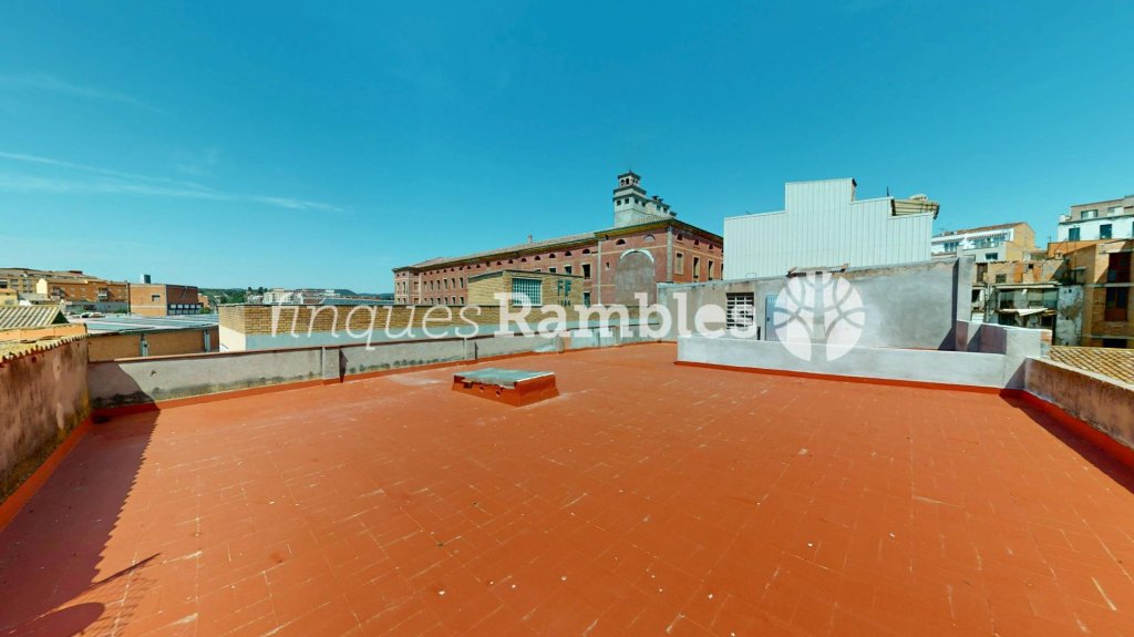 Featured Photo