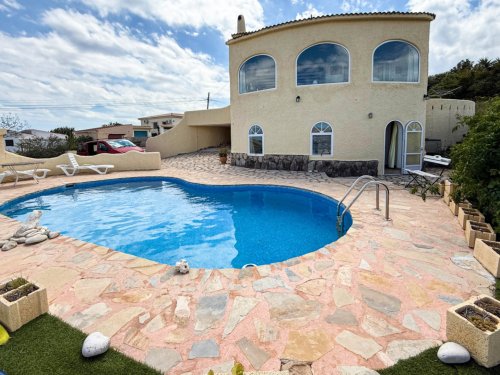 property-image