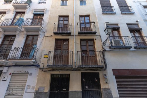 property-image