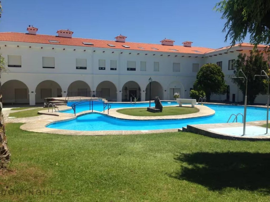 Featured Photo