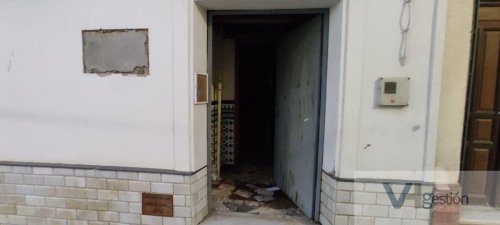 property-image