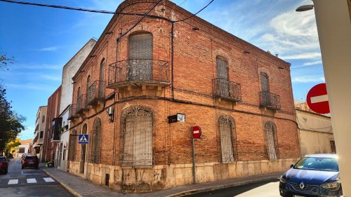 property-image