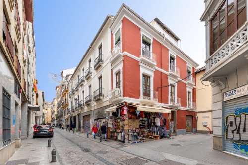 property-image