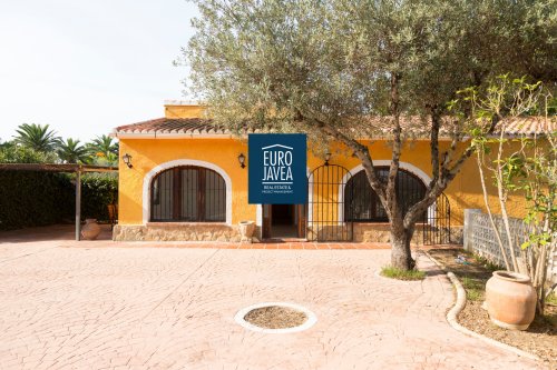 property-image