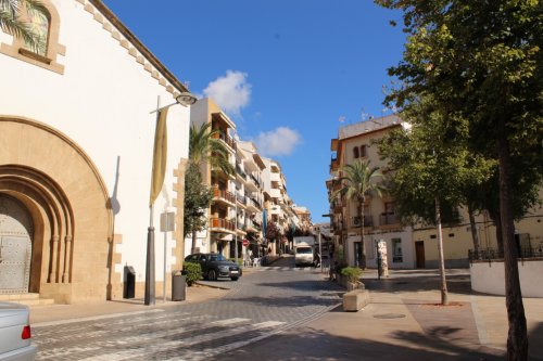 property-image