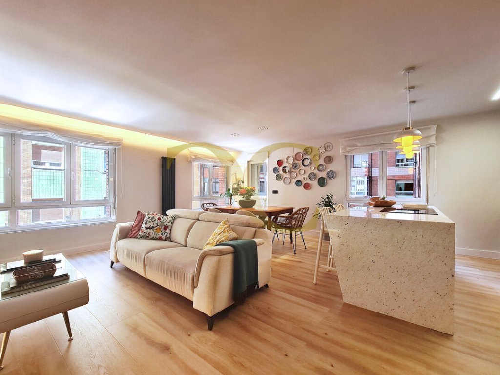 Featured Photo
